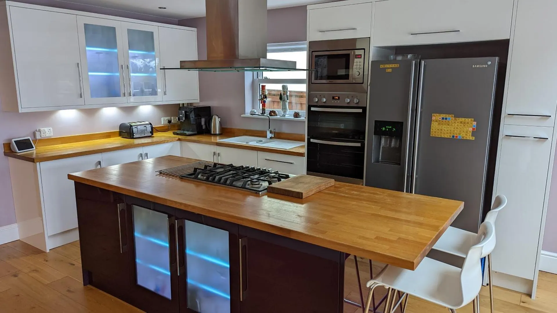 Villa Cheltenham Large House With Gym, Bar & Hot Tub Golden Valley